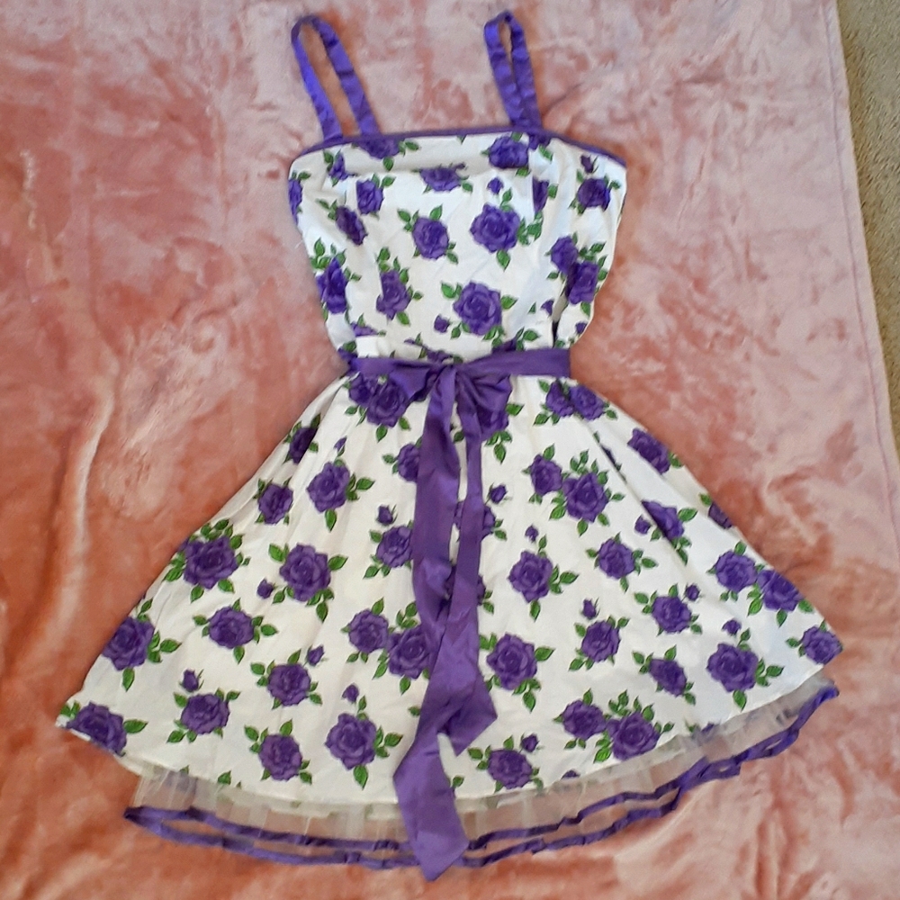 Vintage Style Party Dress (Purple Roses)